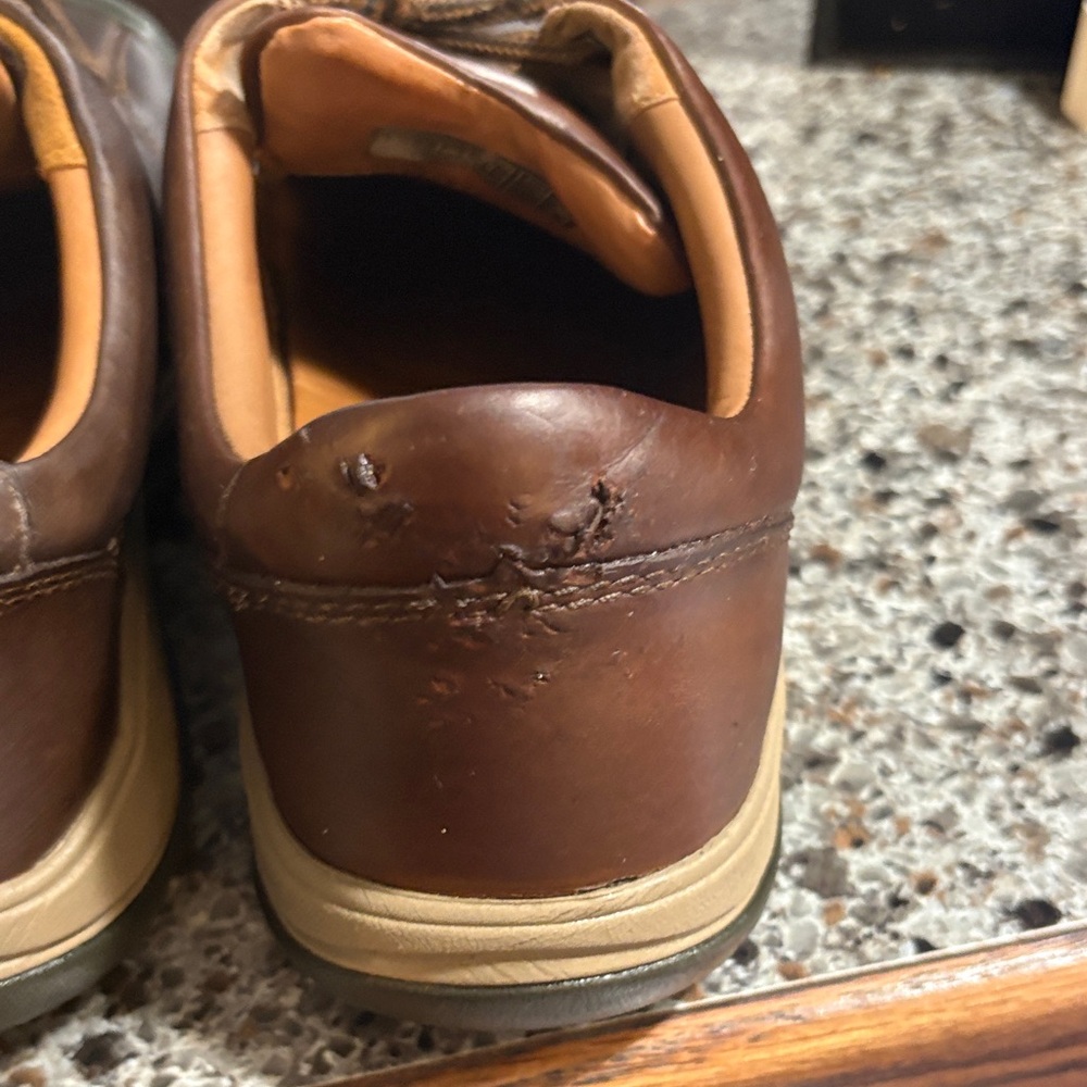 Keen Men's Brown Leather Chukka Boots with Tan Midsole - Picture 5 of 5